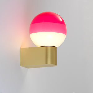 Dipping Horizontal Wall Light