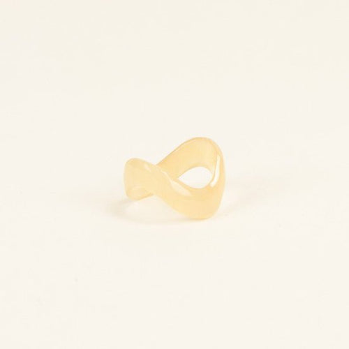 Onde Blonde Horn Ring